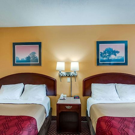 Econo Lodge Near Bluefield College Dış mekan fotoğraf