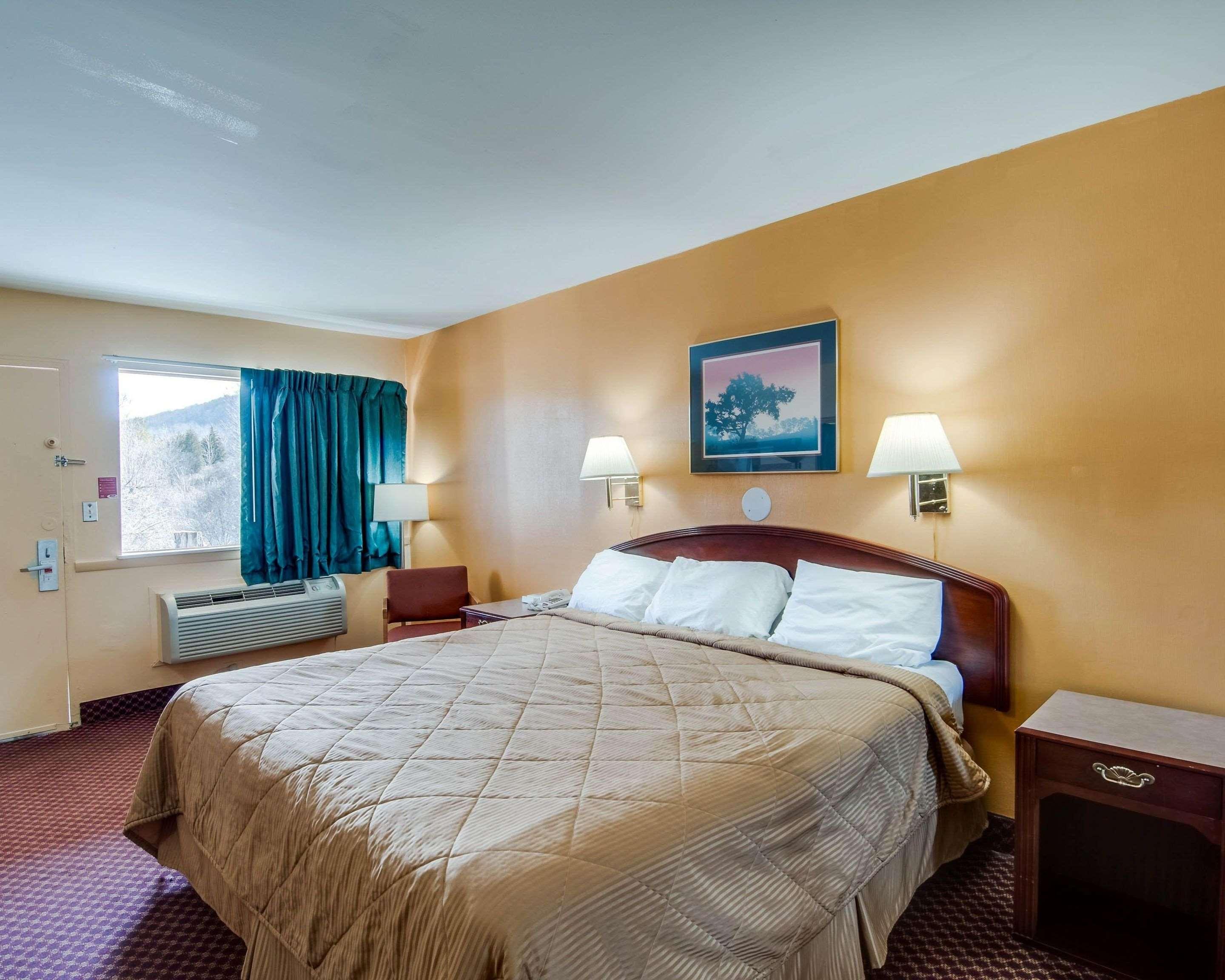 Econo Lodge Near Bluefield College Dış mekan fotoğraf