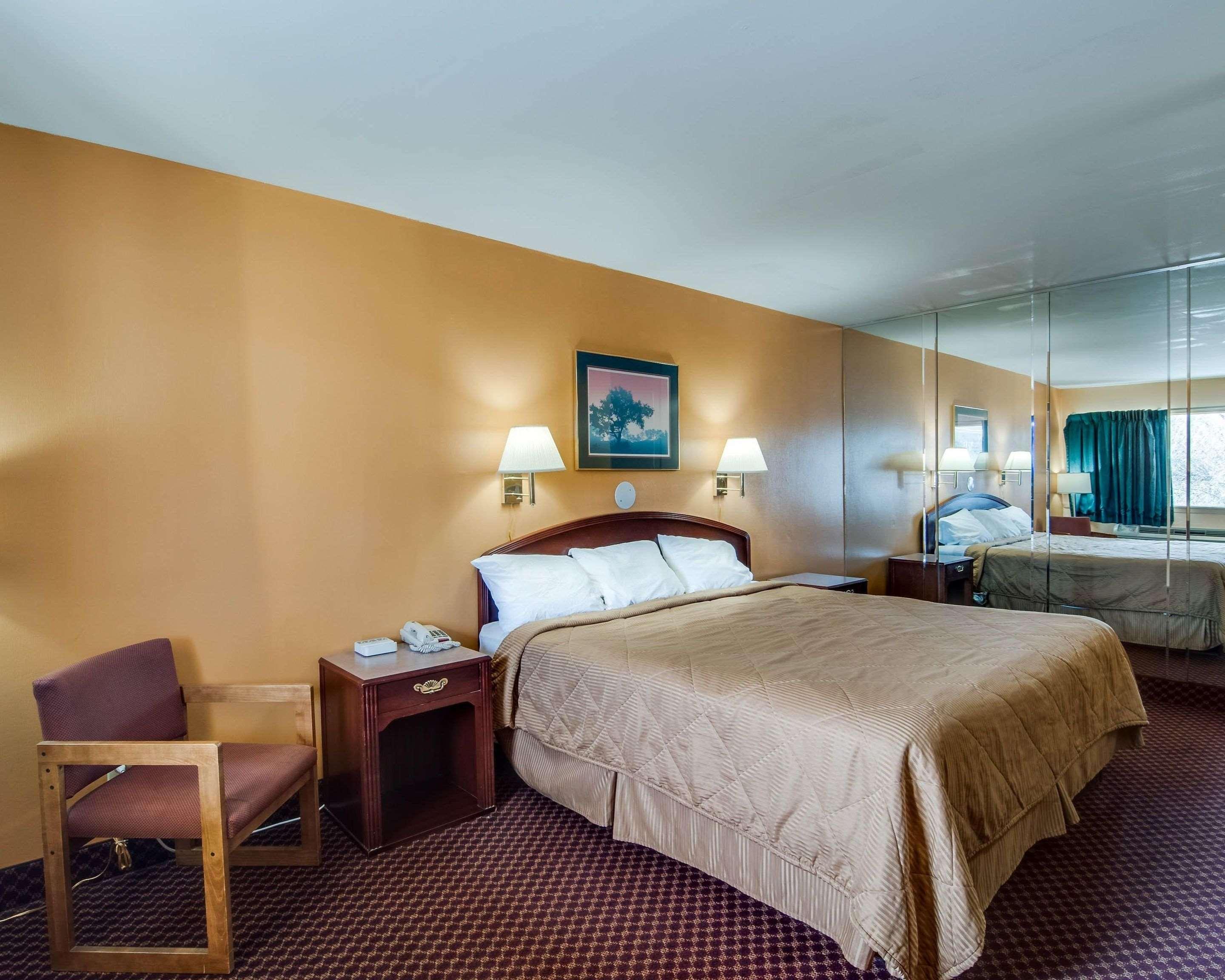 Econo Lodge Near Bluefield College Dış mekan fotoğraf